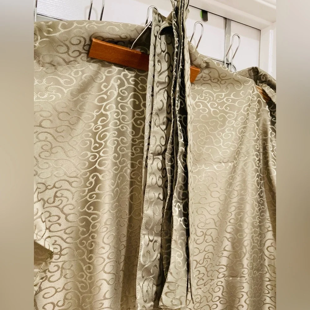 5 for $10: 3” x 9” Green Curtain + Rod Guide on Top and‎ Bottom + Buttonholes